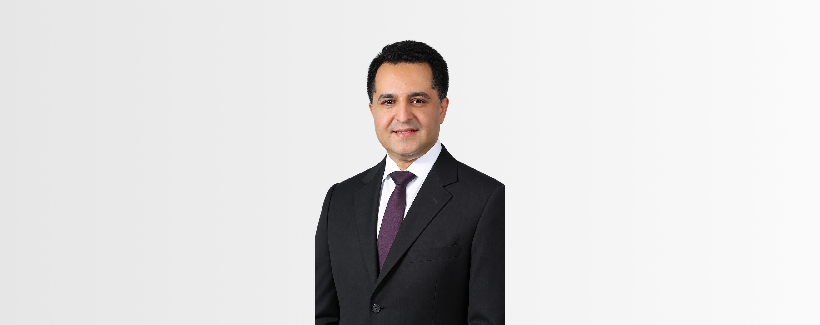 Hemad Yasaei Banner